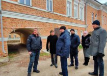 23 октября 2023 года министр энергетики и ЖКХ Свердловской области Николай Борисович Смирнов совершил рабочую поездку в город Ирбит.
